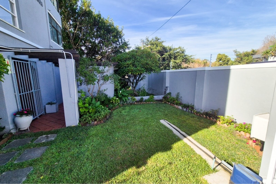 2 Bedroom Property for Sale in Newlands Western Cape